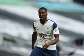 Serge Aurier liittyy vapaasti kilpailijaansa
